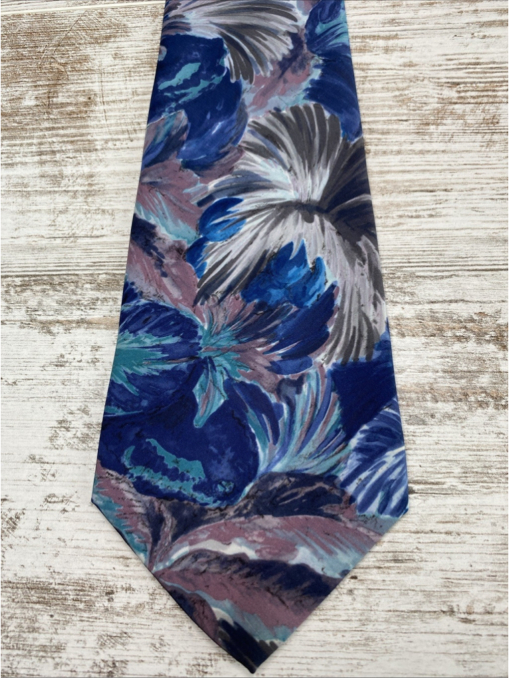 Oleg Cassini Tie Wide 4” Abstract Floral Blue Purple Retro Vintage 56”